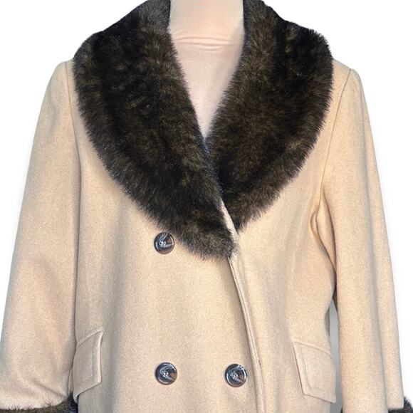 Vintage Camel Wool Coat Faux Fur Collar Cuffs Long Double Breasted 16P Petite - Picture 7 of 15
